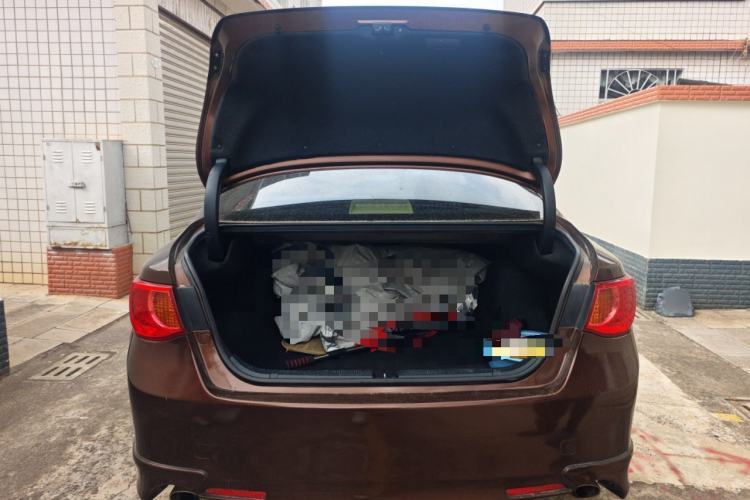 Used Toyota Reiz 2012 2.5V Fengdu Elite Stylish Edition Trunk