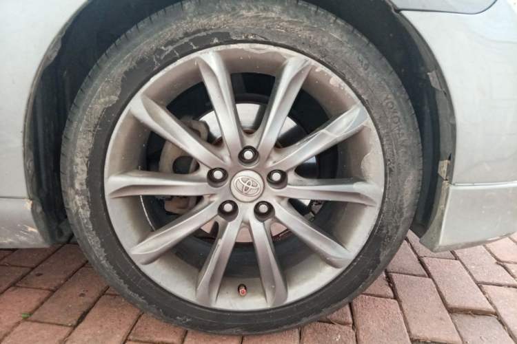 Used Toyota Reiz 2012 2.5V Fengdu Elite Stylish Edition Right Front Wheel Hub