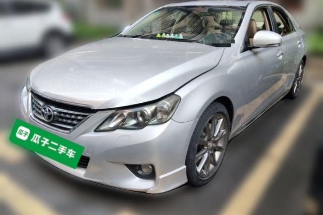 Ojetý Toyota Reiz 2012 2.5V Fengdu Elite Stylish Edition