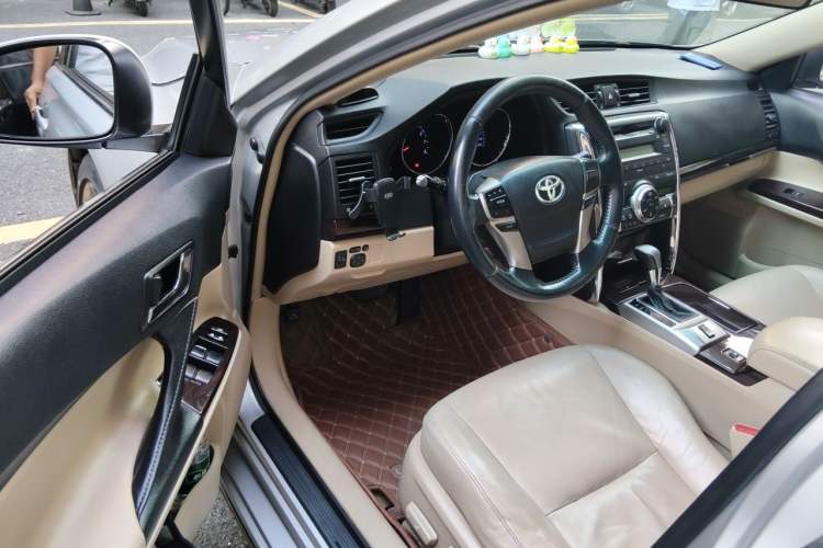 Used Toyota Reiz 2012 2.5V Fengdu Elite Stylish Edition Driver Seat