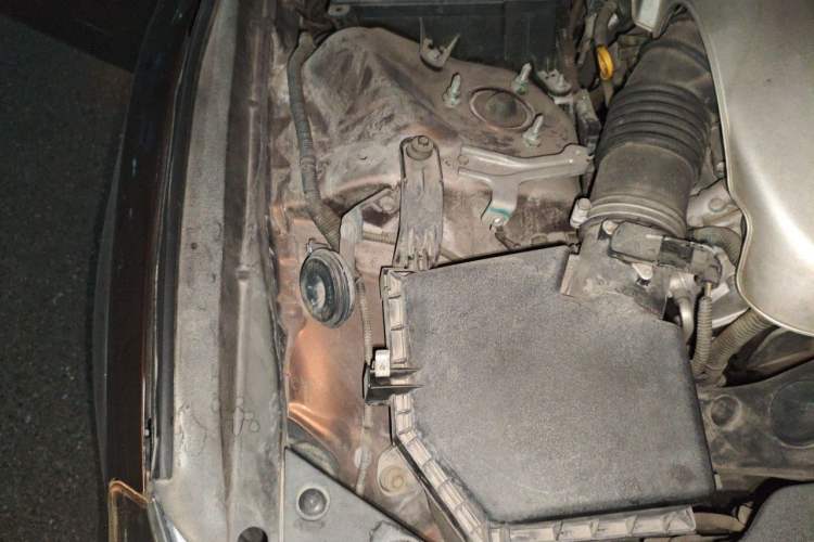 Used Toyota Reiz 2012 2.5V Fengdu Elite Stylish Edition Engine Bay Right