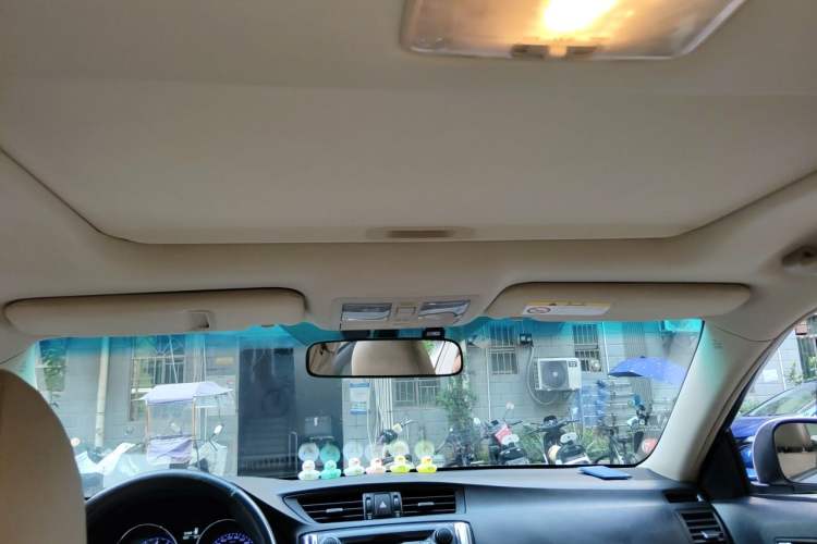 Used Toyota Reiz 2012 2.5V Fengdu Elite Stylish Edition Headliner