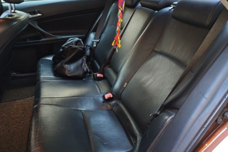 Used Toyota Reiz 2012 2.5V Fengdu Elite Stylish Edition Left Rear Seat