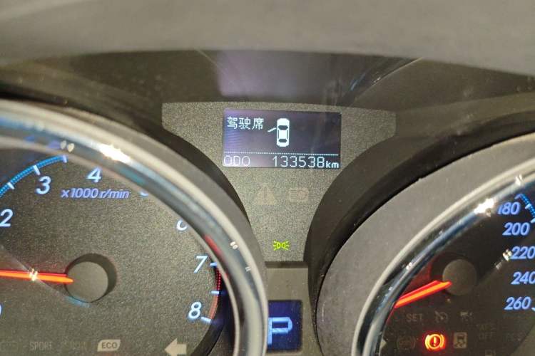 Used Toyota Reiz 2012 2.5V Fengdu Elite Stylish Edition Odometer Close Up