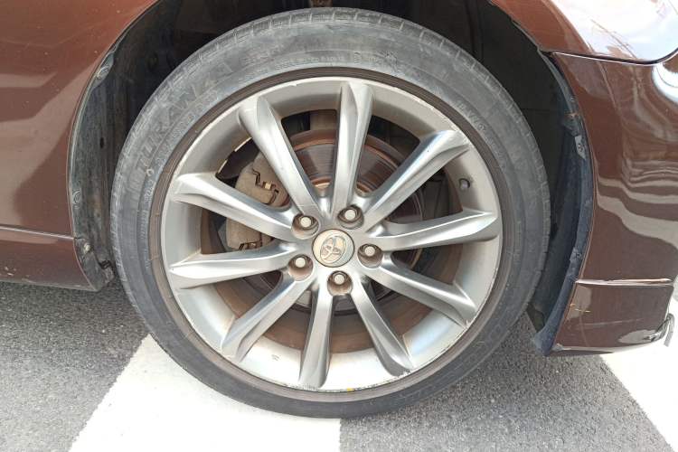 Used Toyota Reiz 2012 2.5V Fengdu Elite Stylish Edition Right Front Wheel Hub
