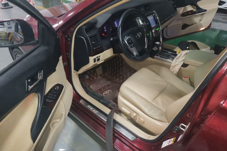 Used Toyota Reiz 2012 2.5V Fengdu Elite Stylish Edition Driver Seat