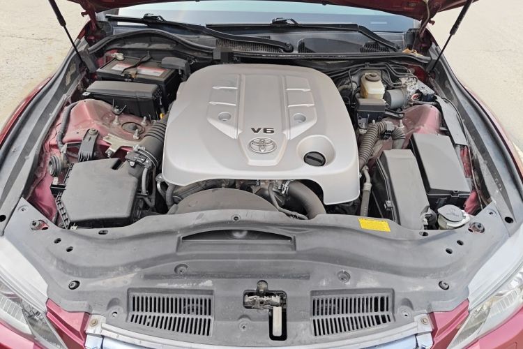 Used Toyota Reiz 2012 2.5V Fengdu Elite Stylish Edition Engine Bay