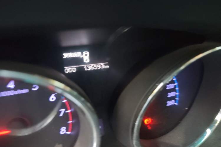 Used Toyota Reiz 2012 2.5V Fengdu Elite Stylish Edition Odometer Close Up