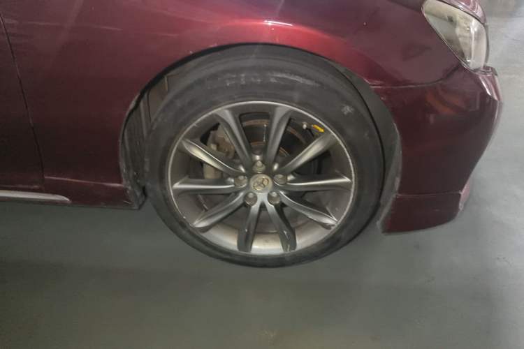 Used Toyota Reiz 2012 2.5V Fengdu Elite Stylish Edition Right Front Wheel Hub