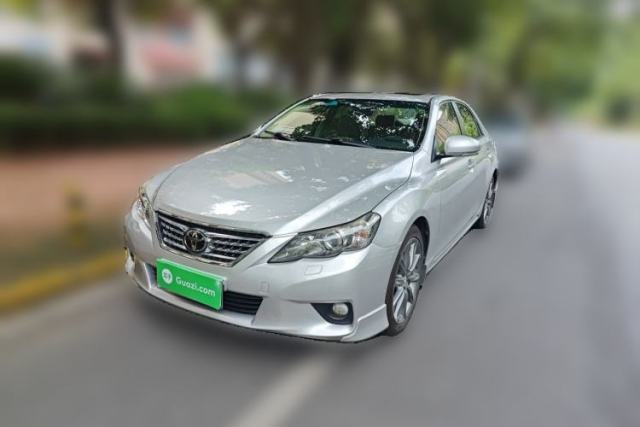 Ojetý Toyota Reiz 2012 2.5V Fengdu Elite Stylish Edition