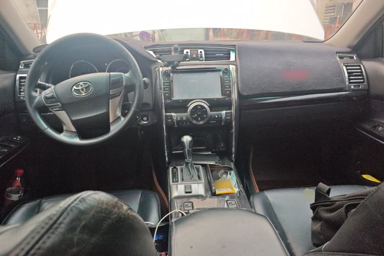 Used Toyota Reiz 2012 2.5V Fengdu Elite Stylish Edition Center Console