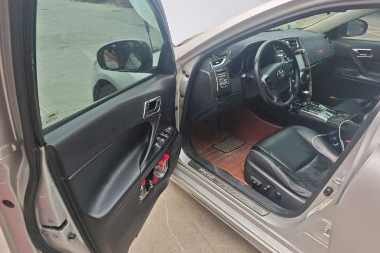 Used Toyota Reiz 2012 2.5V Fengdu Elite Stylish Edition Driver Seat