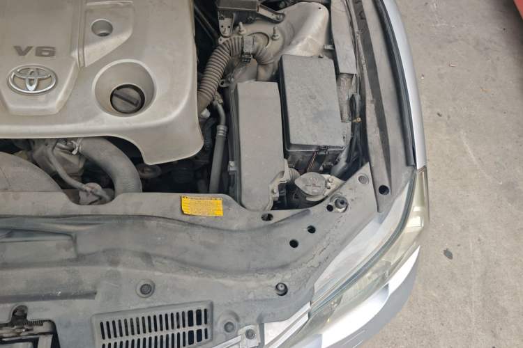 Used Toyota Reiz 2012 2.5V Fengdu Elite Stylish Edition Engine Bay Left
