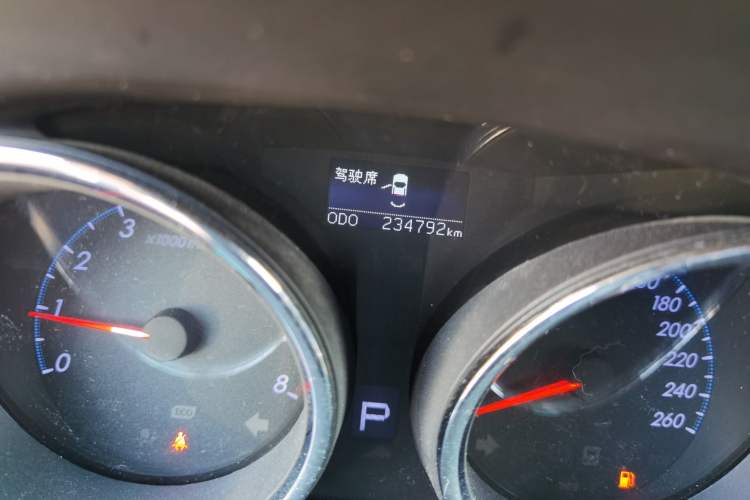 Used Toyota Reiz 2012 2.5V Fengdu Elite Stylish Edition Odometer Close Up
