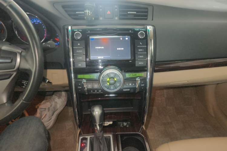 Used Toyota Reiz 2012 2.5V Fengdu Elite Stylish Edition Audio And AC Panel