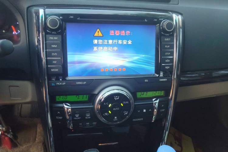 Used Toyota Reiz 2012 2.5V Fengdu Elite Stylish Edition Audio And AC Panel