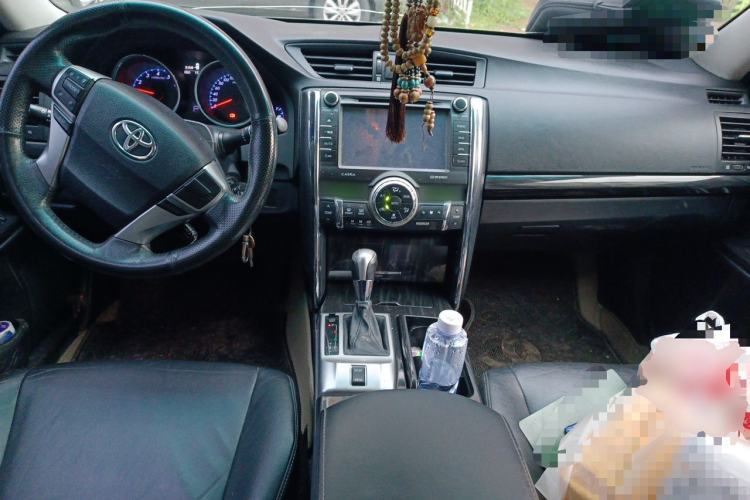 Used Toyota Reiz 2012 2.5V Fengdu Elite Stylish Edition Center Console