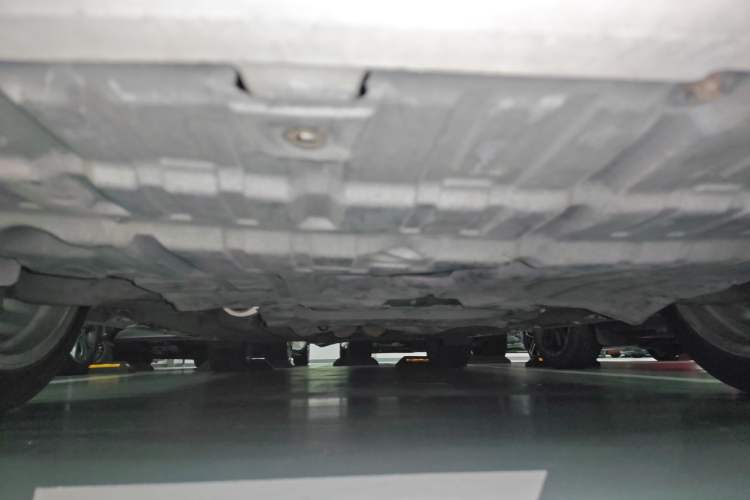 Used Toyota Reiz 2012 2.5V Fengdu Elite Stylish Edition Chassis Front