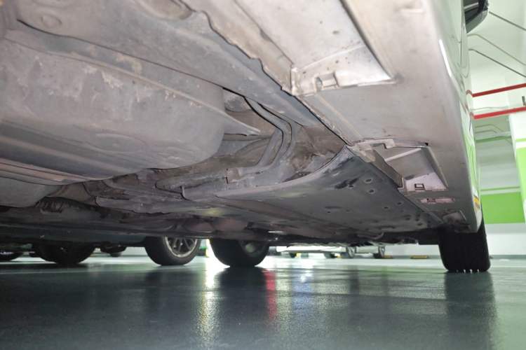 Used Toyota Reiz 2012 2.5V Fengdu Elite Stylish Edition Chassis Rear Right