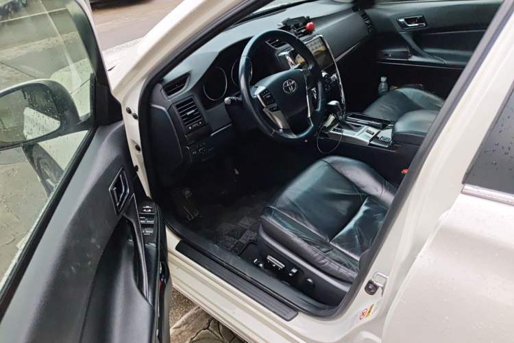 Used Toyota Reiz 2012 2.5V Fengdu Elite Stylish Edition Driver Seat