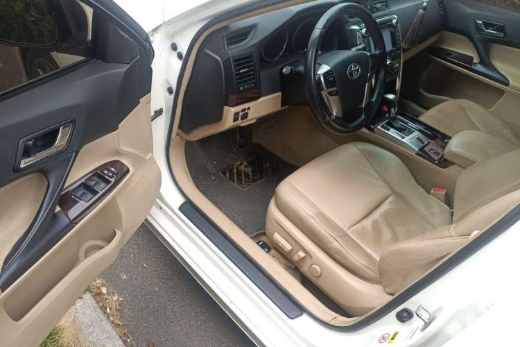 Used Toyota Reiz 2012 2.5V Fengdu Elite Stylish Edition Driver Seat