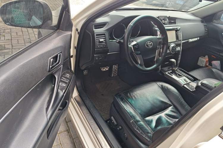 Used Toyota Reiz 2012 2.5V Fengdu Elite Stylish Edition Driver Seat