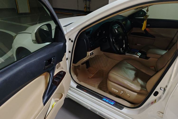 Used Toyota Reiz 2012 2.5V Fengdu Elite Stylish Edition Driver Seat