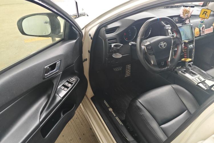 Used Toyota Reiz 2012 2.5V Fengdu Elite Stylish Edition Driver Seat