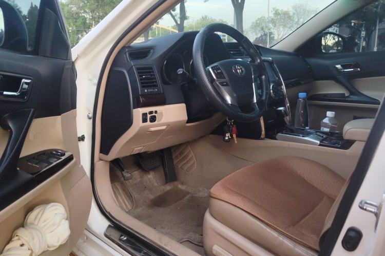 Used Toyota Reiz 2012 2.5V Fengdu Elite Stylish Edition Driver Seat