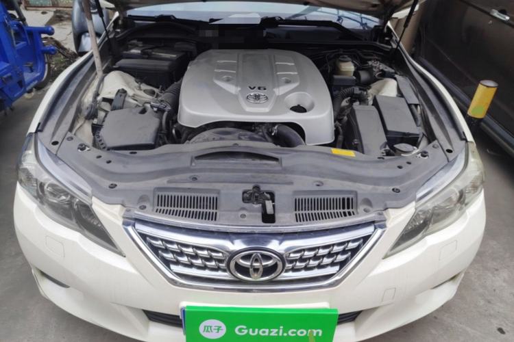 Used Toyota Reiz 2012 2.5V Fengdu Elite Stylish Edition Engine Bay
