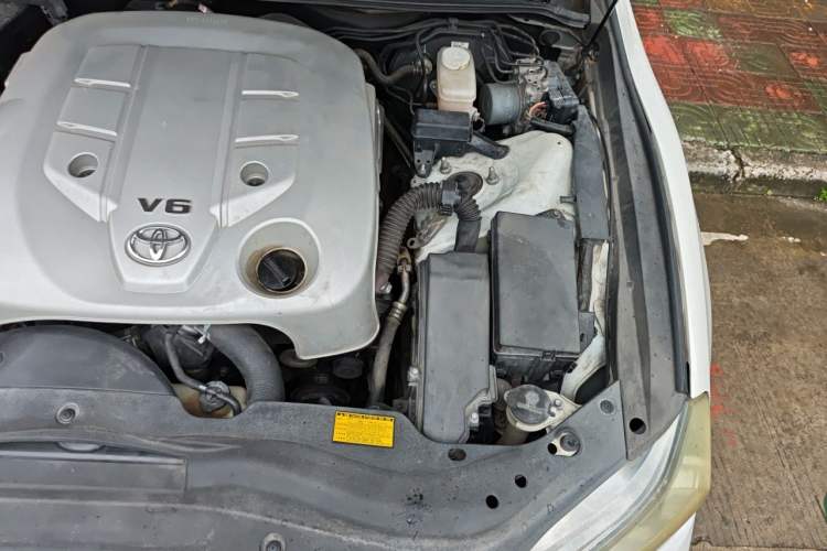 Used Toyota Reiz 2012 2.5V Fengdu Elite Stylish Edition Engine Bay Left