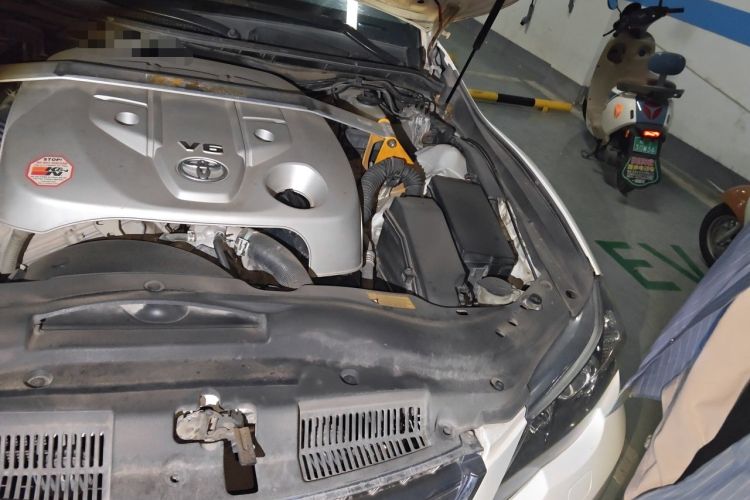 Used Toyota Reiz 2012 2.5V Fengdu Elite Stylish Edition Engine Bay Left