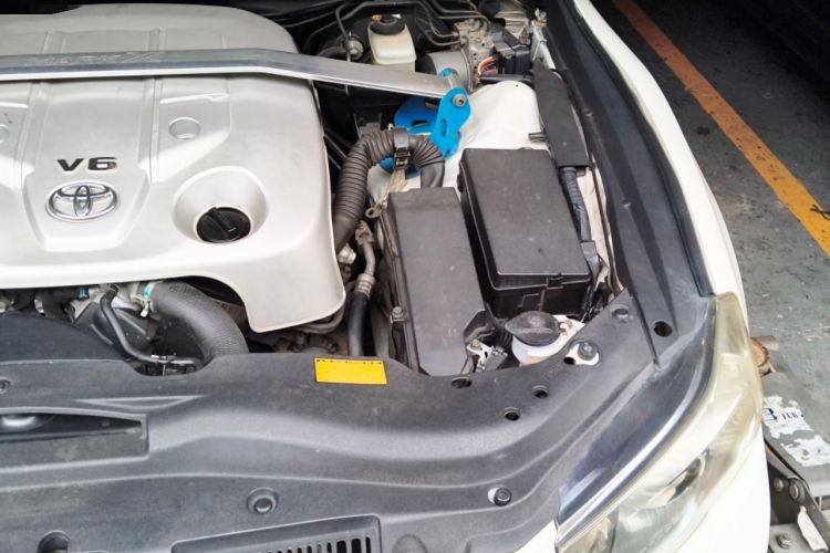 Used Toyota Reiz 2012 2.5V Fengdu Elite Stylish Edition Engine Bay Left