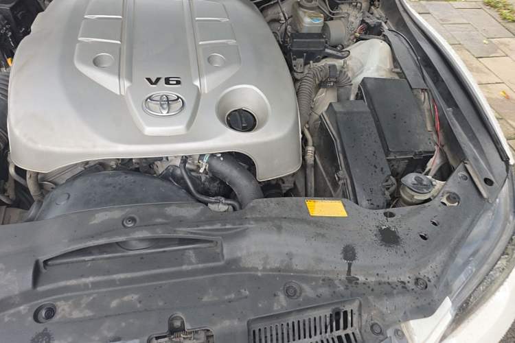 Used Toyota Reiz 2012 2.5V Fengdu Elite Stylish Edition Engine Bay Left