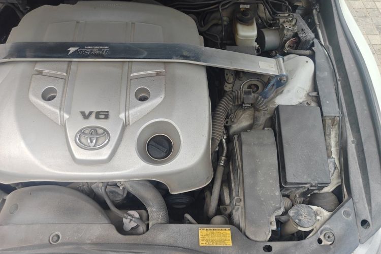Used Toyota Reiz 2012 2.5V Fengdu Elite Stylish Edition Engine Bay Left
