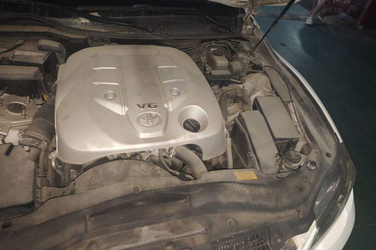 Used Toyota Reiz 2012 2.5V Fengdu Elite Stylish Edition Engine Bay Left