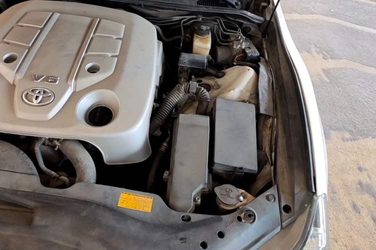 Used Toyota Reiz 2012 2.5V Fengdu Elite Stylish Edition Engine Bay Left