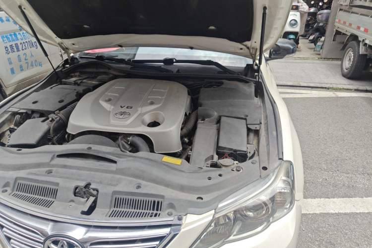 Used Toyota Reiz 2012 2.5V Fengdu Elite Stylish Edition Engine Bay Left