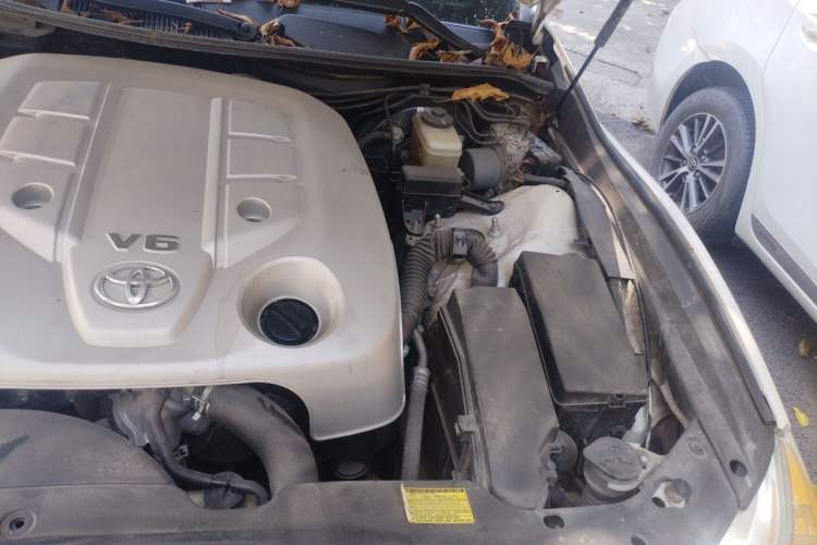 Used Toyota Reiz 2012 2.5V Fengdu Elite Stylish Edition Engine Bay Left