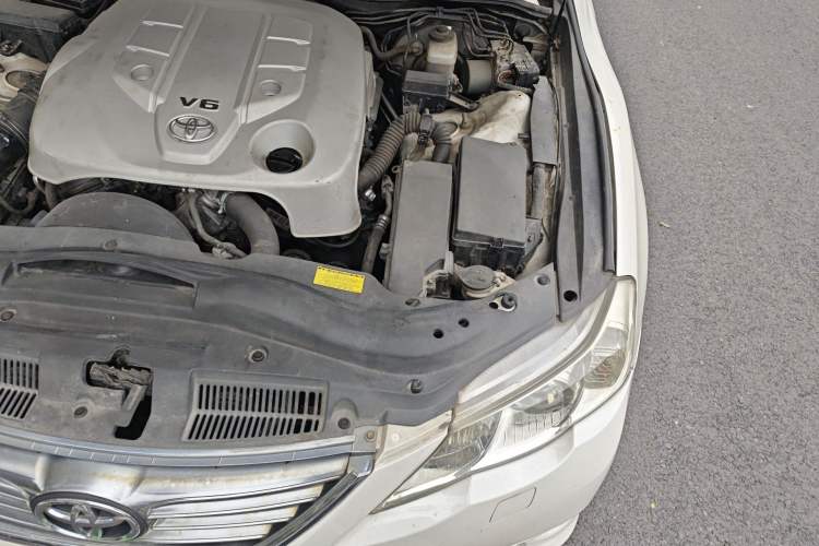 Used Toyota Reiz 2012 2.5V Fengdu Elite Stylish Edition Engine Bay Left