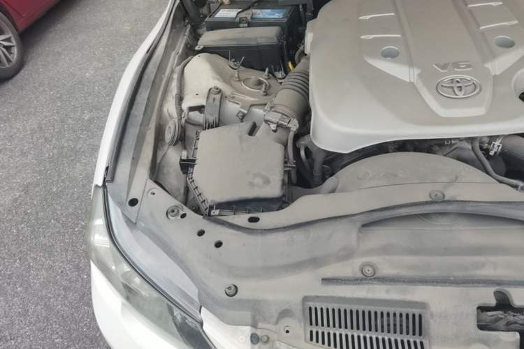 Used Toyota Reiz 2012 2.5V Fengdu Elite Stylish Edition Engine Bay Right