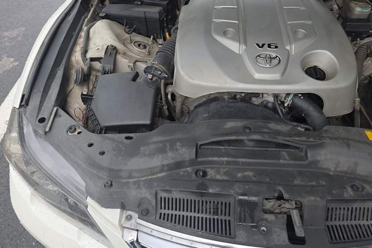 Used Toyota Reiz 2012 2.5V Fengdu Elite Stylish Edition Engine Bay Right
