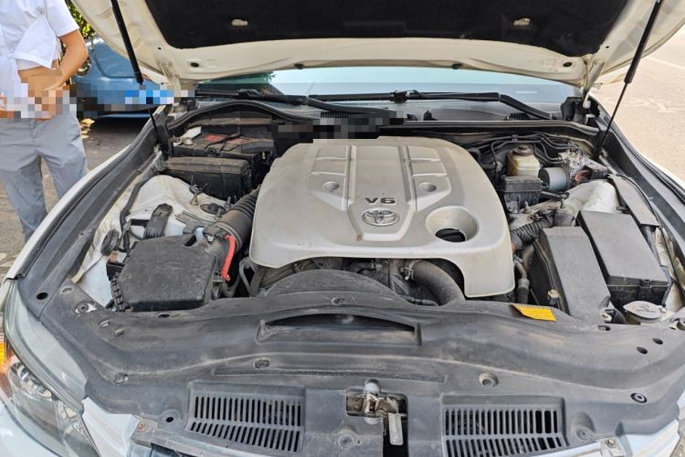 Used Toyota Reiz 2012 2.5V Fengdu Elite Stylish Edition Engine Bay Right