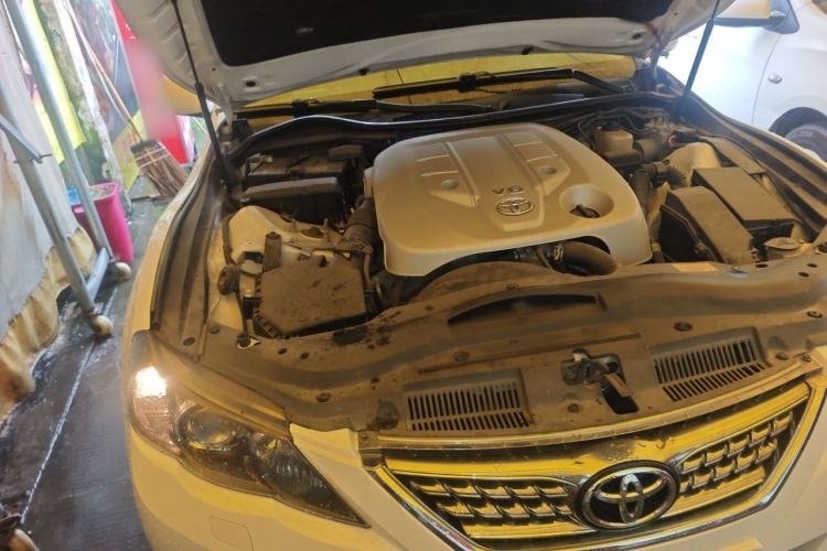 Used Toyota Reiz 2012 2.5V Fengdu Elite Stylish Edition Engine Bay Right