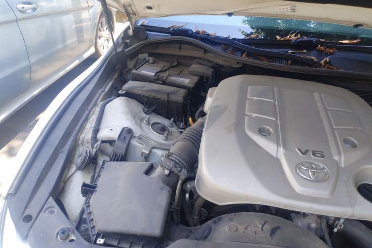 Used Toyota Reiz 2012 2.5V Fengdu Elite Stylish Edition Engine Bay Right