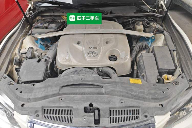 Used Toyota Reiz 2012 2.5V Fengdu Elite Stylish Edition Engine Bay