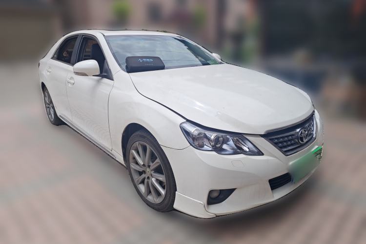 Used Toyota Reiz 2012 2.5V Fengdu Elite Stylish Edition Front Right 45 Deg
