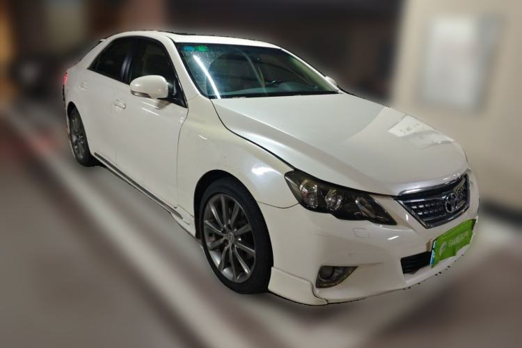 Used Toyota Reiz 2012 2.5V Fengdu Elite Stylish Edition Front Right 45 Deg