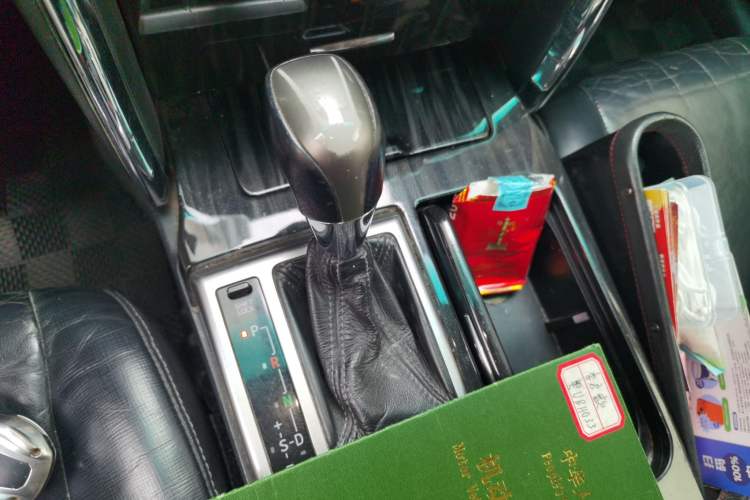 Used Toyota Reiz 2012 2.5V Fengdu Elite Stylish Edition Gear Lever