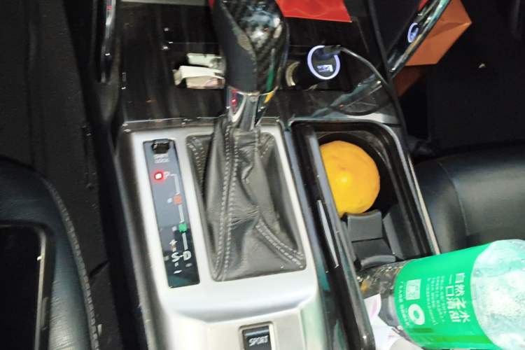 Used Toyota Reiz 2012 2.5V Fengdu Elite Stylish Edition Gear Lever